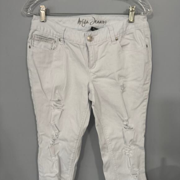 Ariya Jeans White Distressed Skinny Jeans Juniors Size 9 Women's Size 10 Spandex - Picture 4 of 7